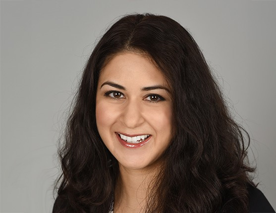 Image: Headshot of radiation oncologist Sophia Kamran